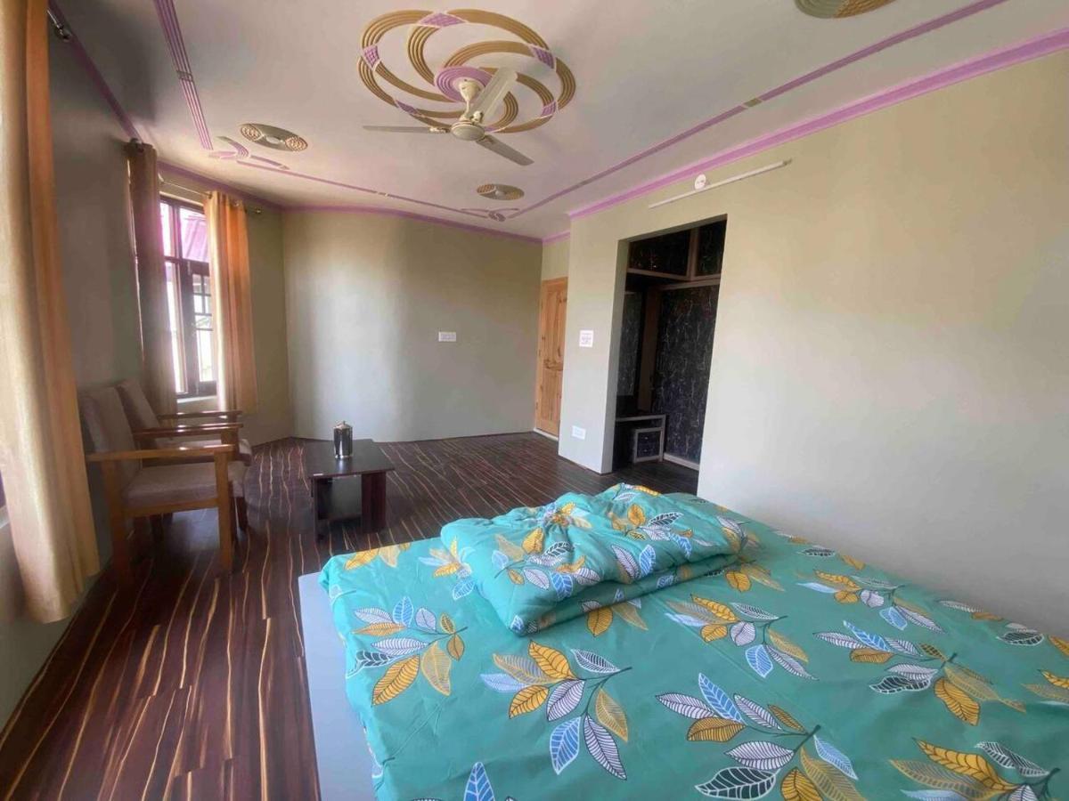 Penthouse Villa Srīnagar 外观 照片