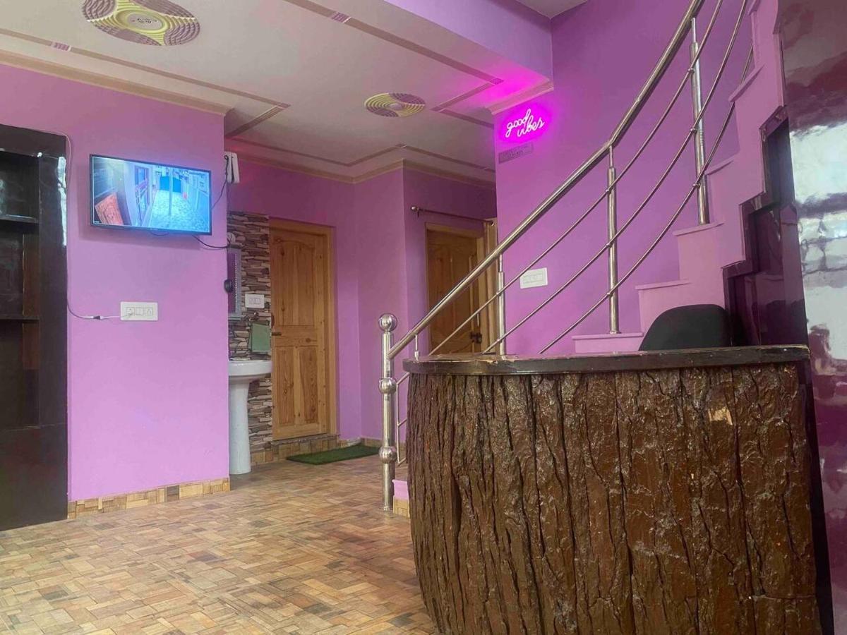 Penthouse Villa Srīnagar 外观 照片