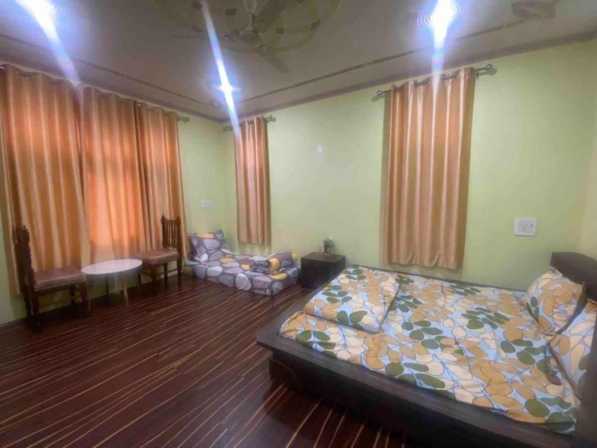 Penthouse Villa Srīnagar 外观 照片